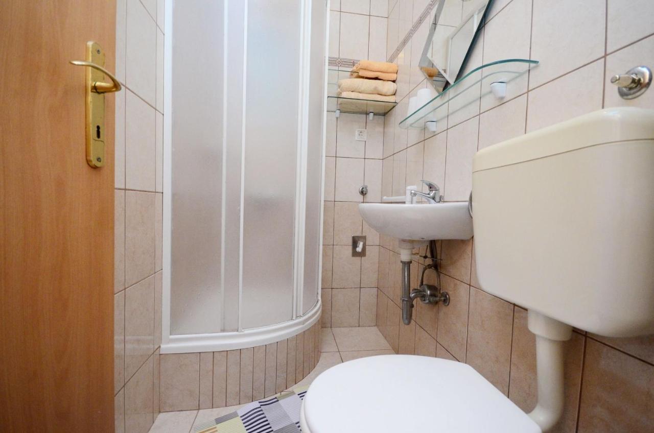 Apartments Blazenka Banjol Extérieur photo