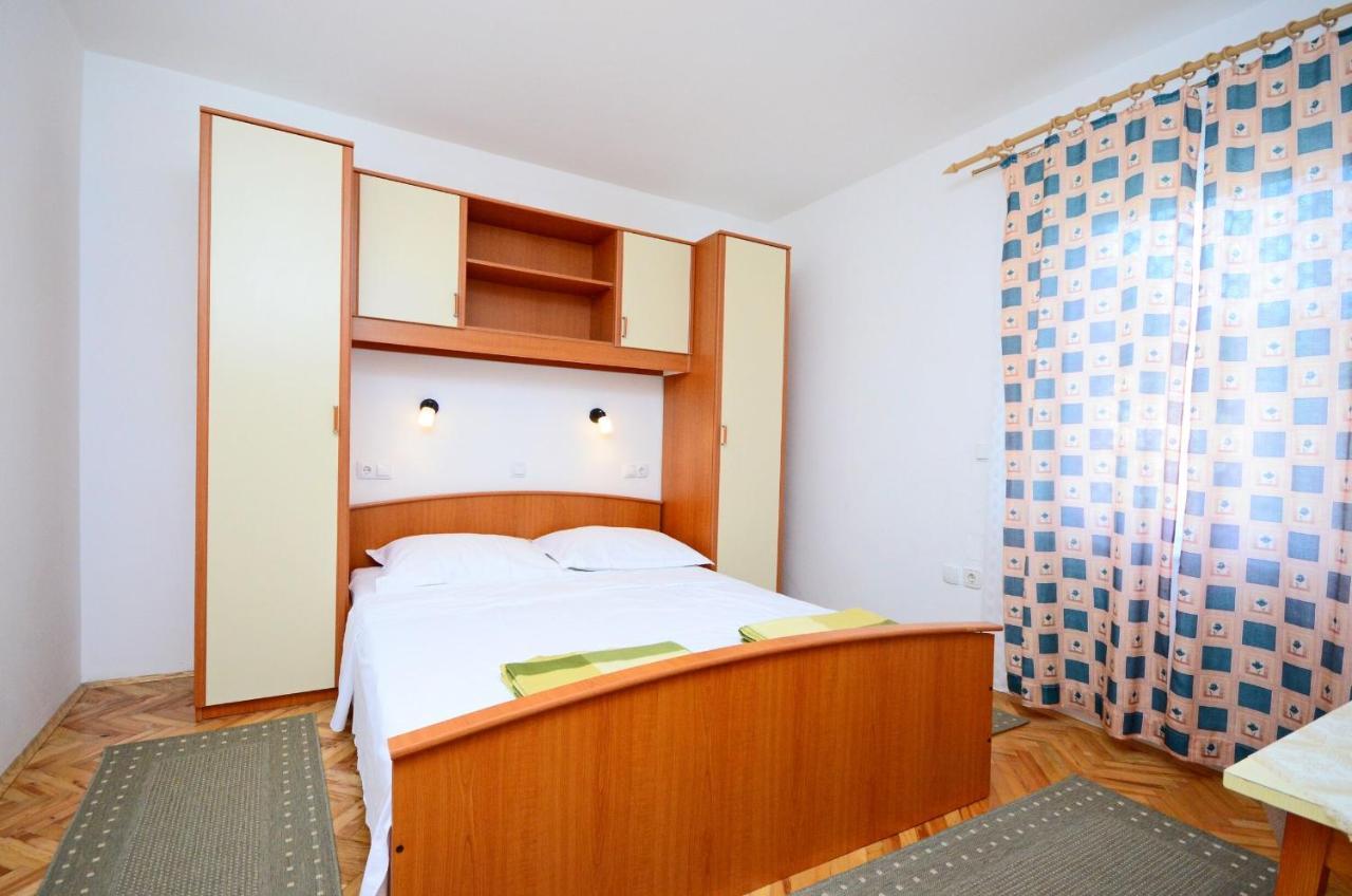 Apartments Blazenka Banjol Extérieur photo