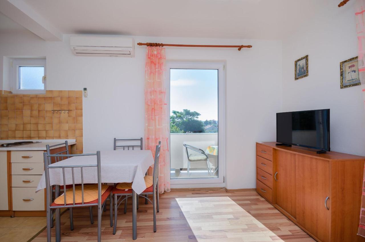 Apartments Blazenka Banjol Extérieur photo