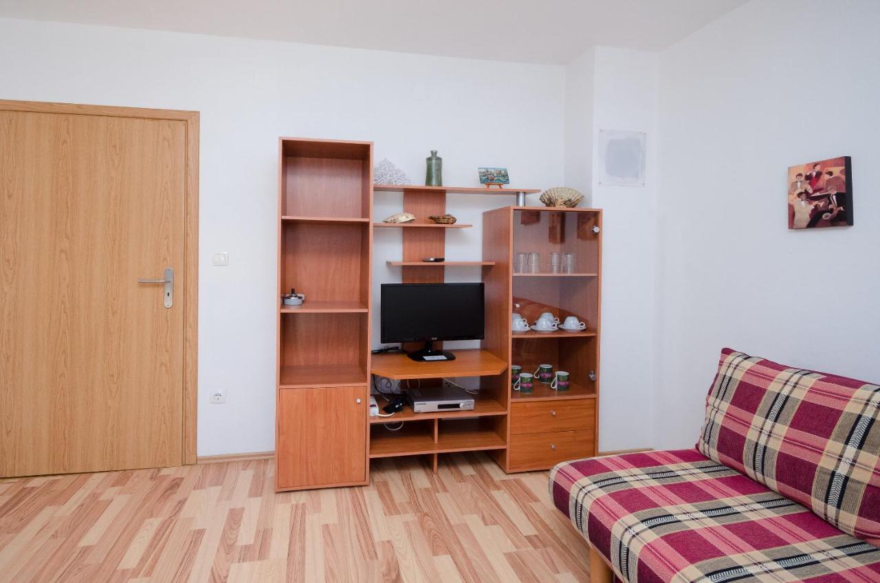 Apartments Blazenka Banjol Extérieur photo